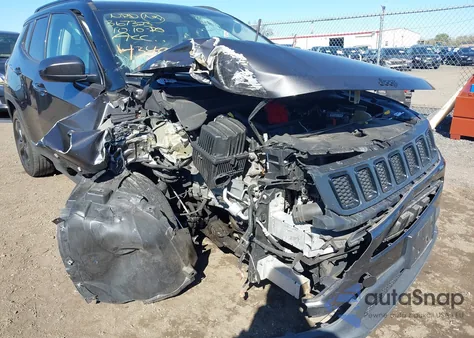 2019 Jeep Compass Altitude 4X4 from USA, damaged, VIN 3C4NJDBB2KT661267
